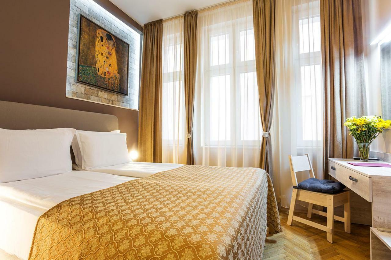 Place By Hmg Hotel